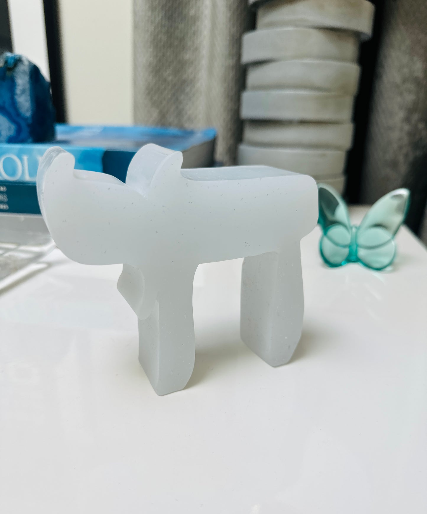 Chai Life Resin Sculpture White